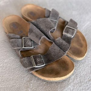 Birkenstocks!  Size 40 women’s (9-9.5)